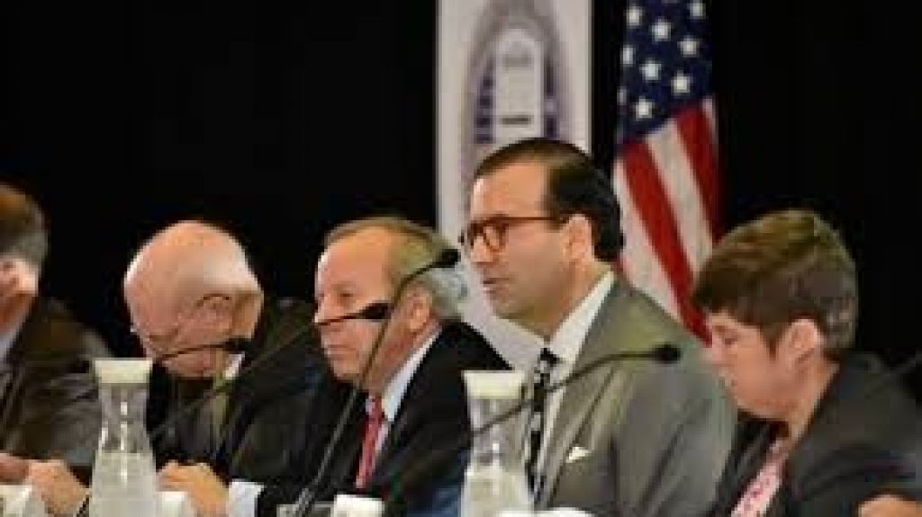  Rechazo del gobierno y la Junta a acuerdo de bonistas 