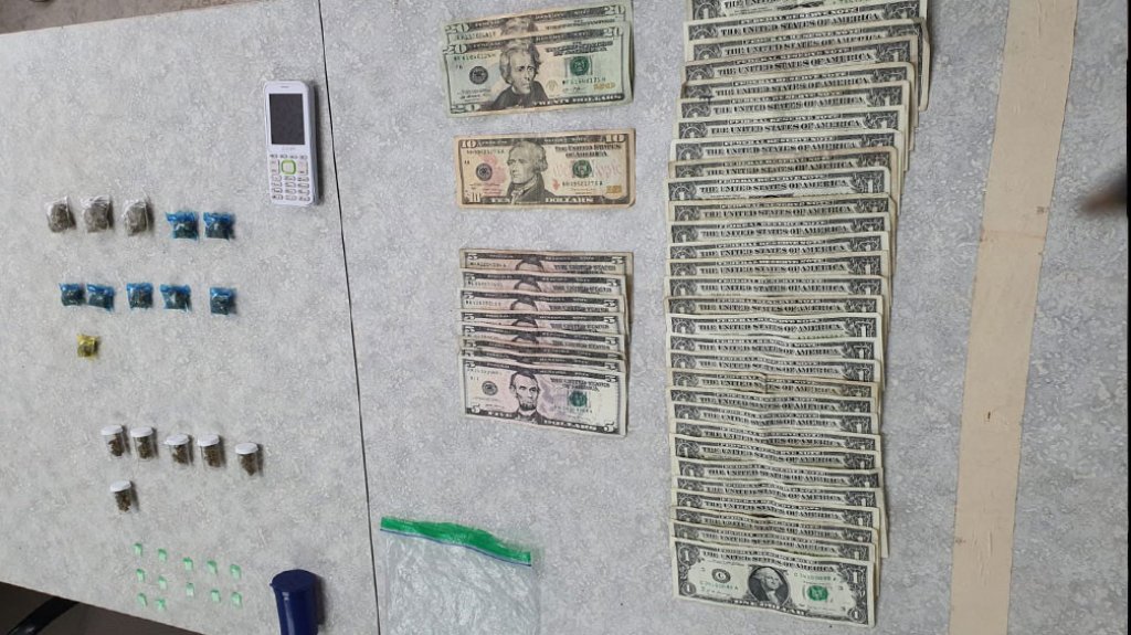  Arrestan un hombre y ocupan droga en Arecibo 