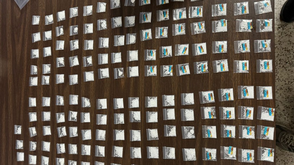  Fotos: Arrestados y menores detenidos en puntos de droga de San Juan 