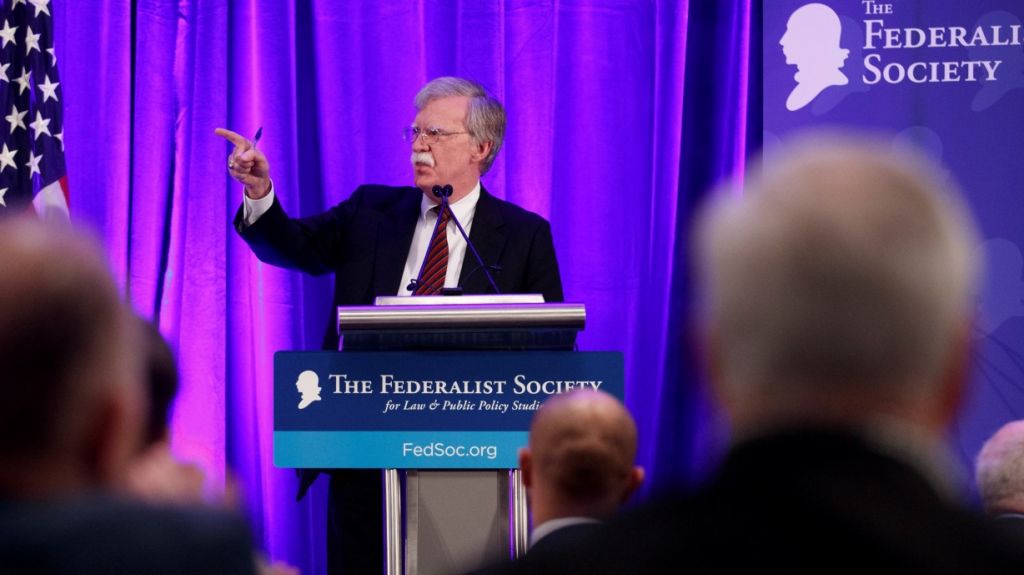  Casa Blanca recuerda que no reconoce toma de posesi&oacute;n del "dictador" Maduro 