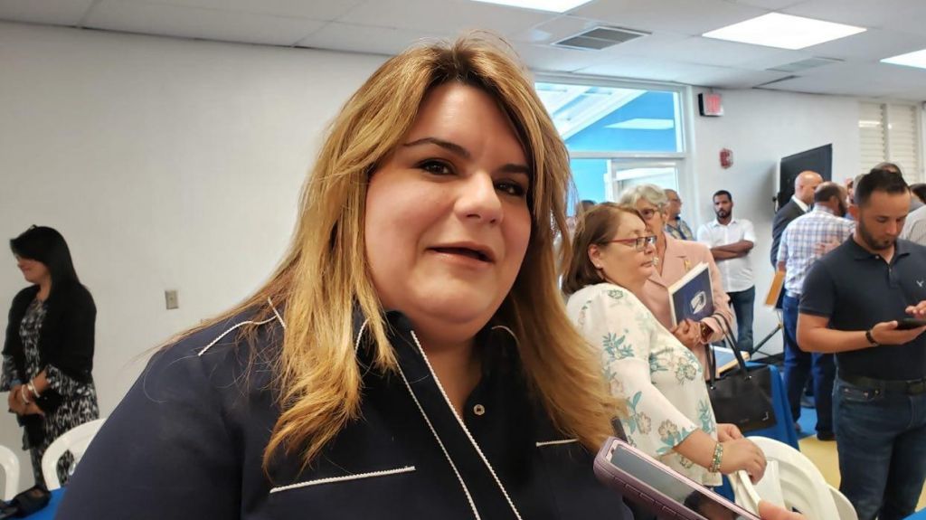  Jenniffer Gonz&aacute;lez busca consulta estadidad si o no para iniciar la &ldquo;transici&oacute;n autom&aacute;tica a la estadidad&rdquo; 