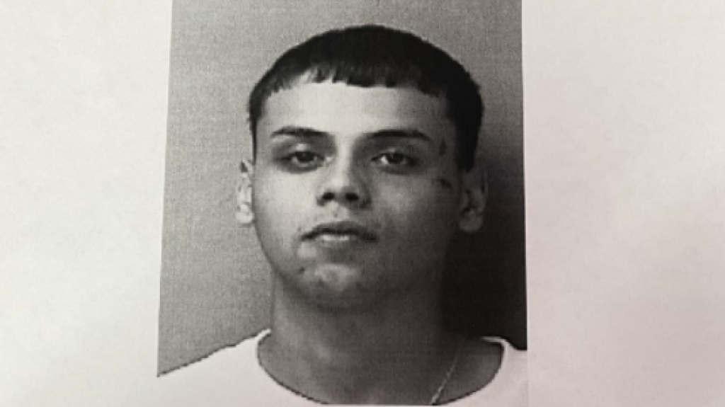  Joven de 20 a&ntilde;os que fue detenido con m&aacute;s de cien bolsas con coca&iacute;na, adem&aacute;s de crack, hero&iacute;na y marihuana, queda en libertad tras prestar fianza de 60 mil d&oacute;lares 