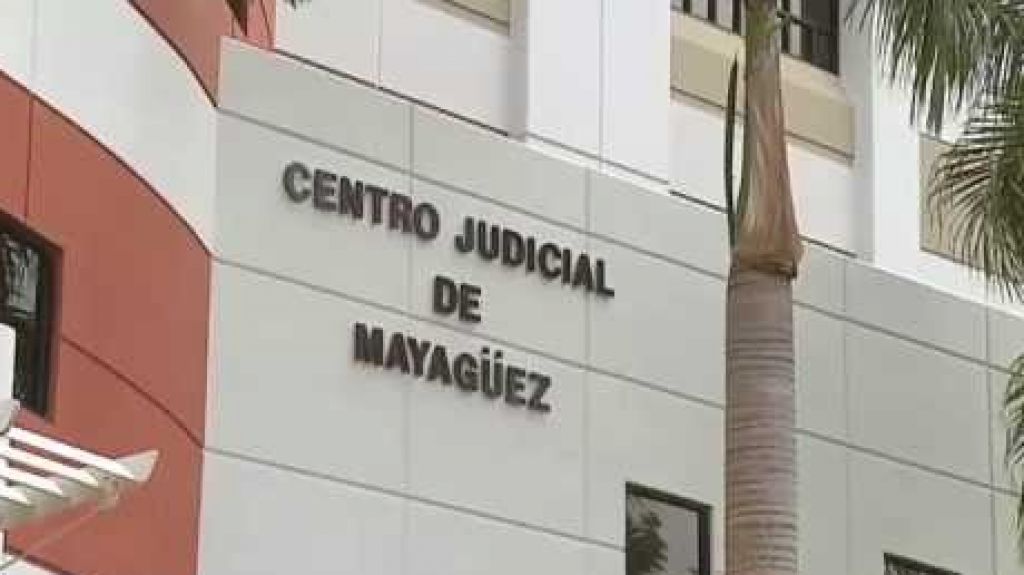  Causa contra menor que intent&oacute; matar a su madre ayer en Cabo Rojo y lo dejan bajo custodia de un familiar 