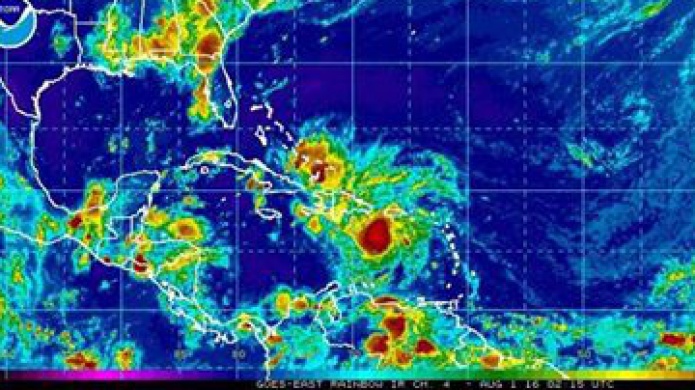 Se organiza el Invest 97L al Sur de Puerto Rico; sin embargo, el grueso del evento ha finalizado...
