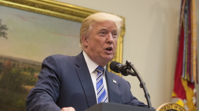 Video: Trump amaga con una "opciÃ³n militar" para Venezuela