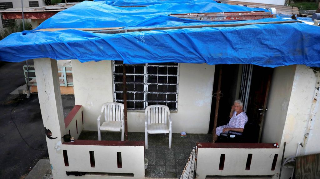  Ayuda econ&oacute;mica para personas con toldos azules que viven en Quebradilla 