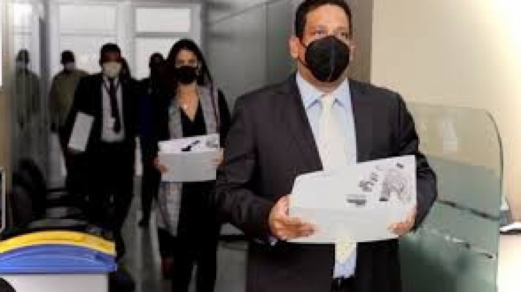  Procuraduría de Persecución de la Corrupción recibe nuevos expedientes contra exfuncionarios del gobierno de Medina 