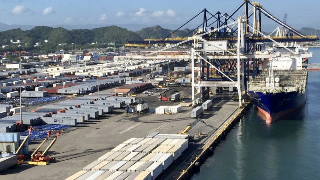  Denuncian paralizaci&oacute;n en el desembarco de carga este fin de semana en muelles de San Juan 