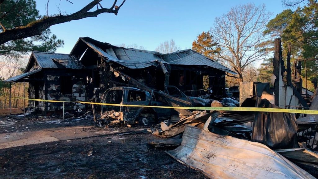  Mueren mujer y sus 6 hijos en incendio en Mississippi 