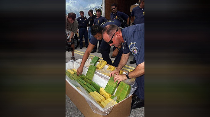 Acusan a 2 hombres de distribuir cocaÃ­na en el sur de la Florida