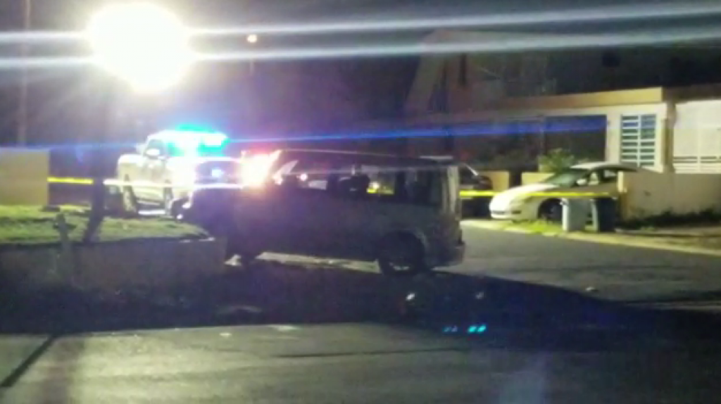  Video: Hombre de 20 a&ntilde;os muere tiroteado esta madrugada en Levittown 