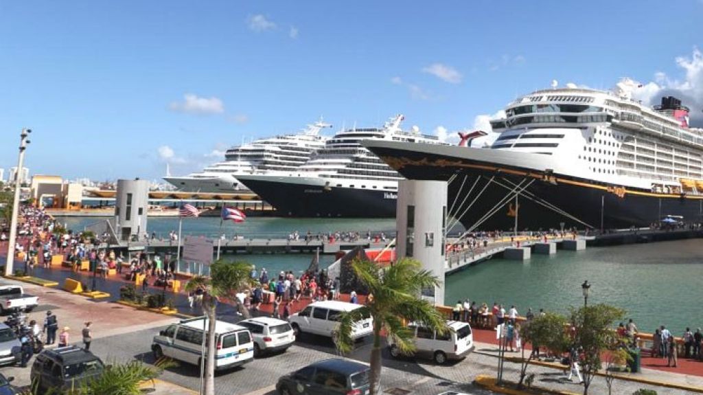  Denuncian decenas de cancelaciones de barcos cruceros para Puerto Rico 