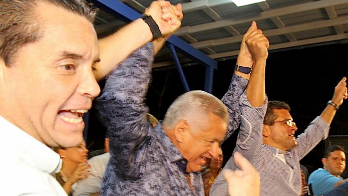 Radican querellas contra HÃ©ctor O'Neill por violaciones de ley