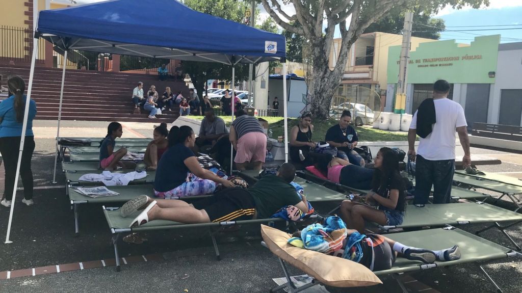  Desamparados emigran a Sabana Grande ante el terror de sufrir otro terremoto 