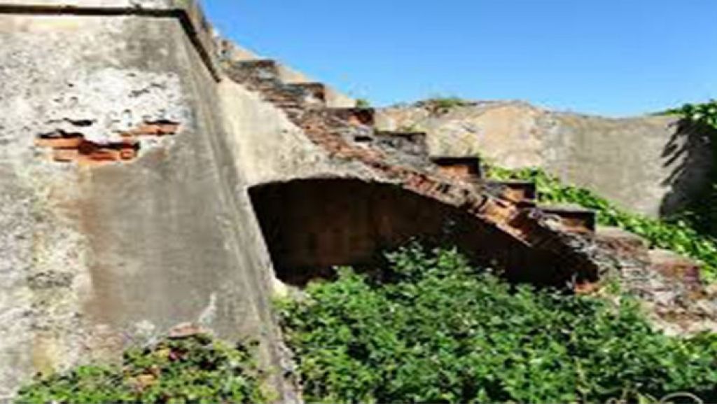  Buscan conservar las ruinas del Fuerte San Miguel en Arecibo 
