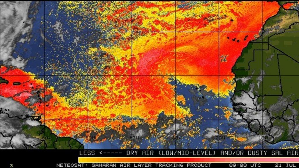  Densa bruma contin&uacute;a sobre las islas 