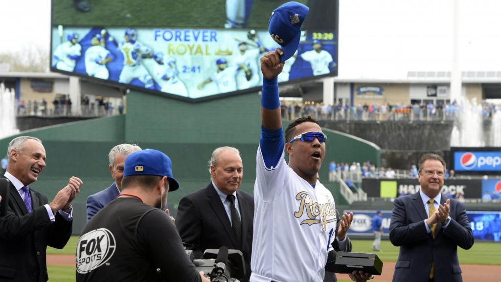  Los peloteros latinoamericanos se llevan 10 Bates de Plata 