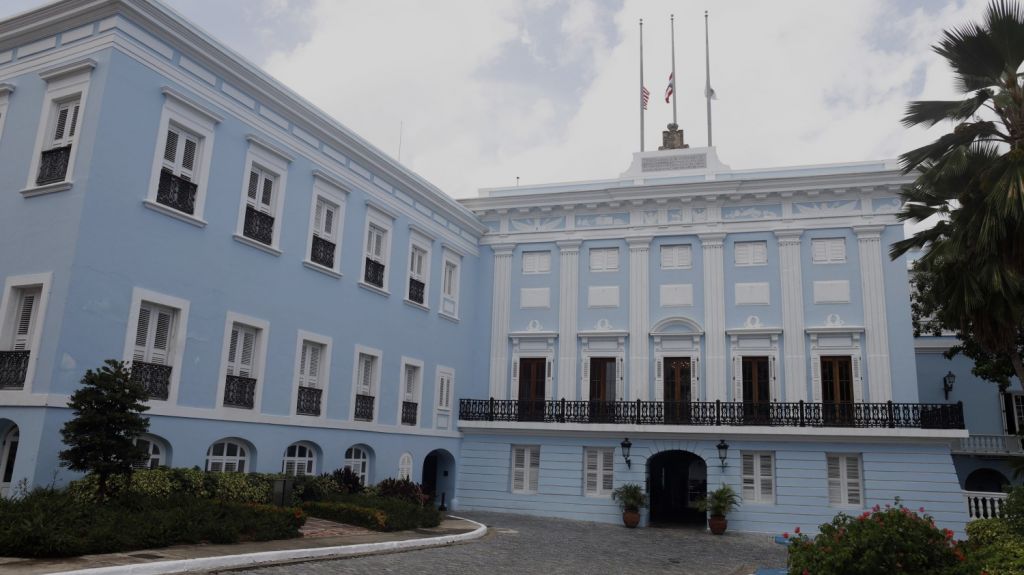  La Fortaleza ser&aacute; pintada de acuerdo a sus colores hist&oacute;ricos 