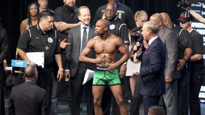 Mayweather ganarÃ¡ 100 millones de dÃ³lares por el combate contra McGregor