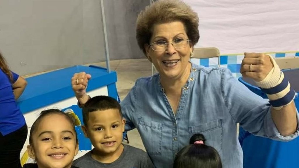  Reconoce a Antonia Novello la Asociaci&oacute;n de Colegios de M&eacute;dicos Americanos como una de los 10 pioneros hispanos en el mundo de la medicina 