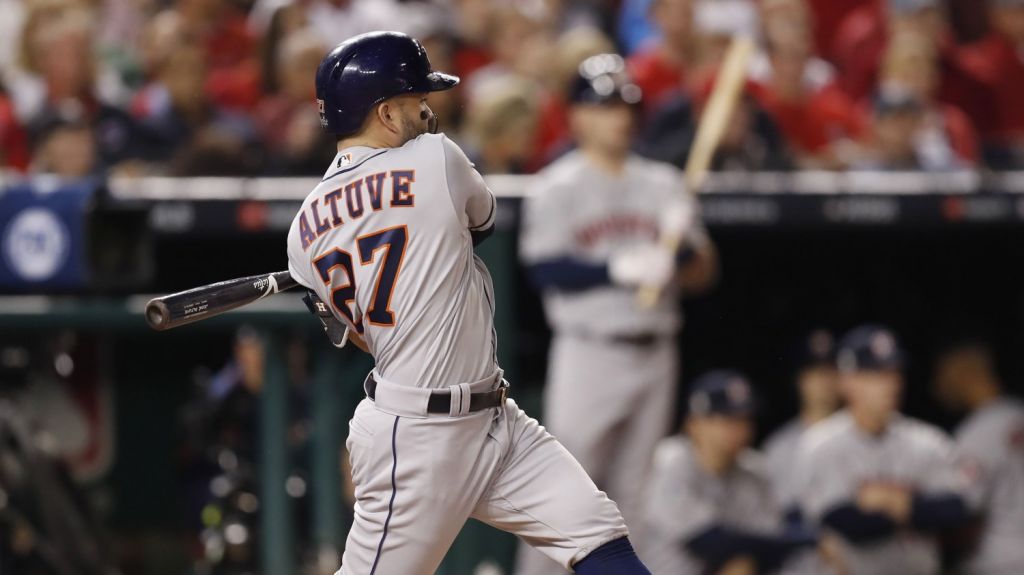  4-1. Ante los Nacionales, Altuve da un respiro a los Astros que logran su primer triunfo en la Serie Mundial 