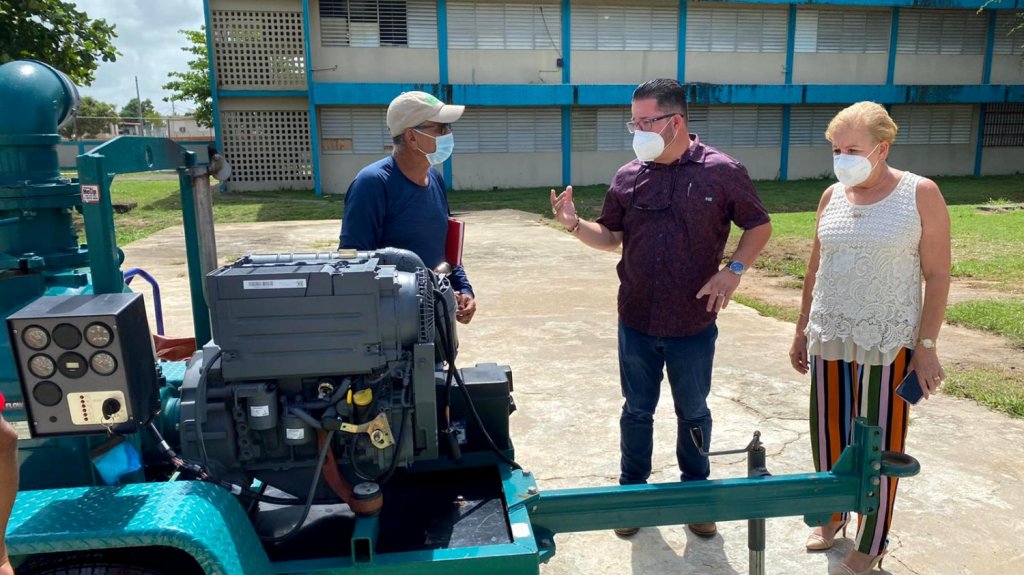  Alcaldes de Guayanilla y Lo&iacute;za comparten informaci&oacute;n sobre manejo de inundaciones en temporada de huracanes 