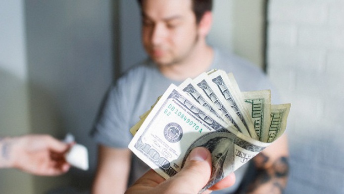 "Vendo drogas porque el Congreso de EE.UU. retirÃ³ mi ayuda por desempleo"