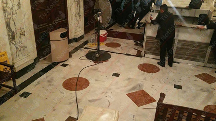 Videos y Fotos de motÃ­n en el capitolio durante protesta por Junta Fiscal