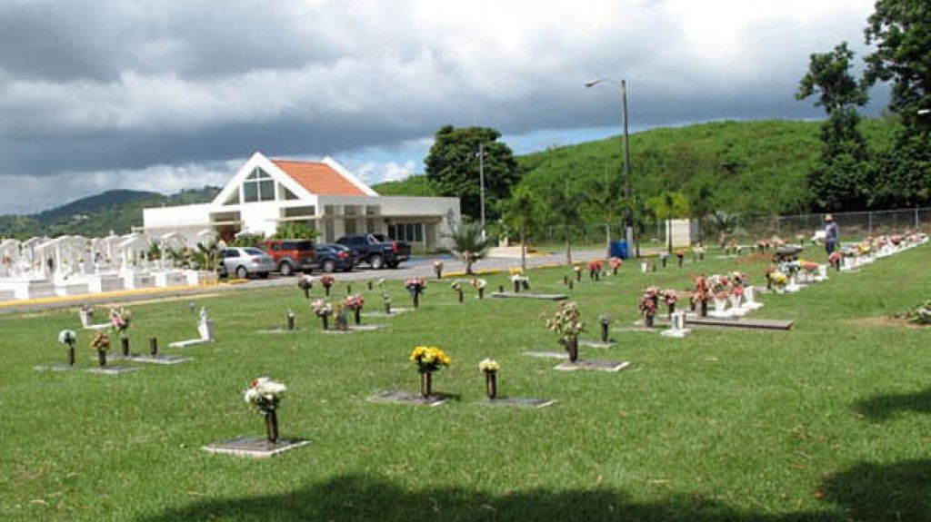  Roban armas y municiones de carro estacionado en cementerio de San Lorenzo 