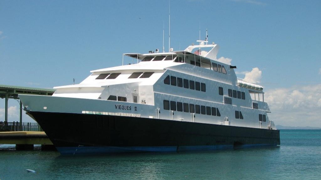  Viequenses se oponen en vistas p&uacute;blicas a privatizaci&oacute;n del servicio de lanchas 