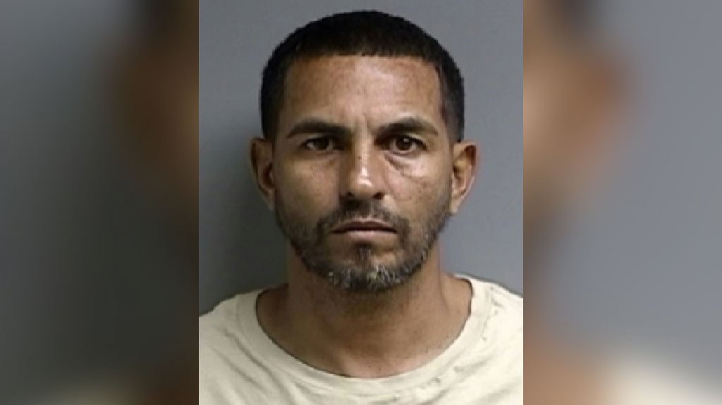  Sujeto enfrenta cargos por tentativa de agresión sexual y maltrato 