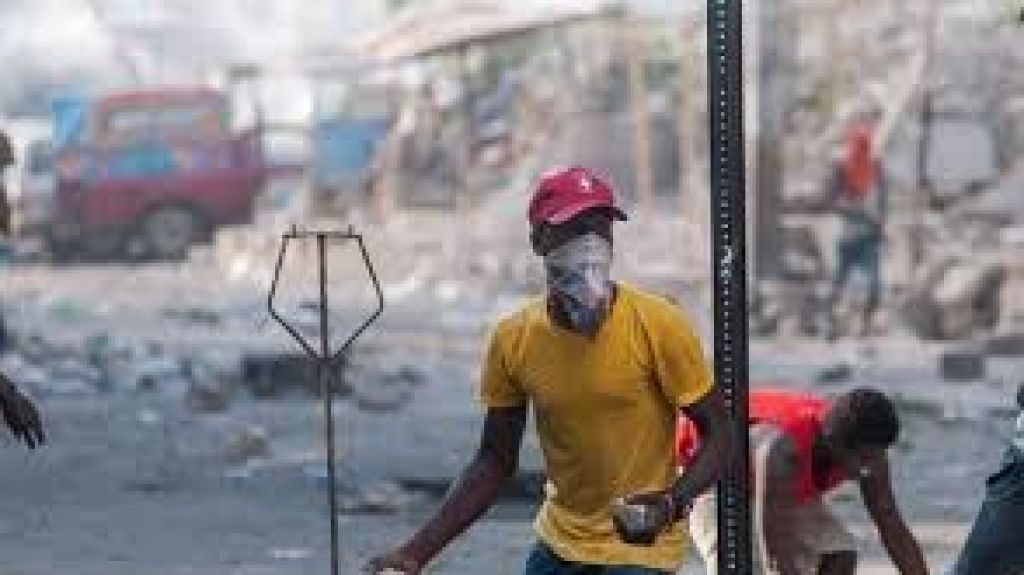  Vea video: Fuertes protestas se presentan en Hait&iacute; y la comunidad internacional pide di&aacute;logo 
