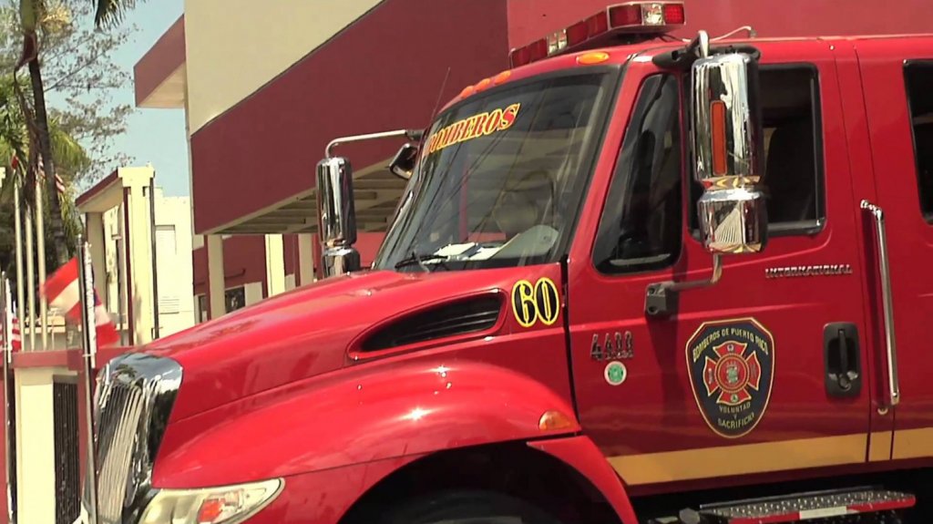  Investigan incendio de vehículo en Bayamón 