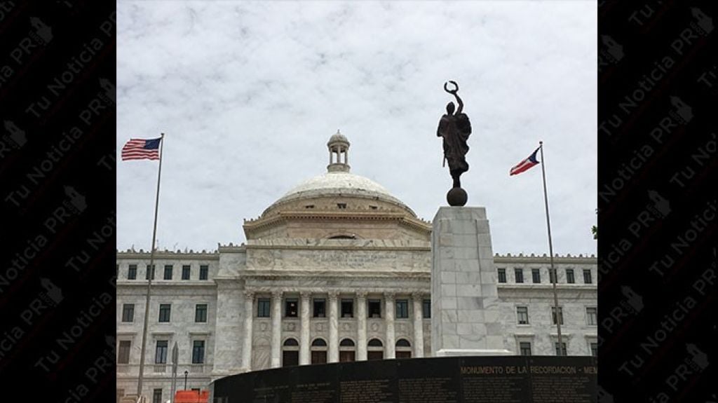  Representantes se unen a Johnny M&eacute;ndez para no aprobar recorte a pensiones ni eliminar bono 