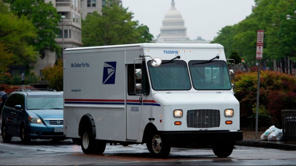  Roban cheques de est&iacute;mulo en buzones de correo en Brooklyn 