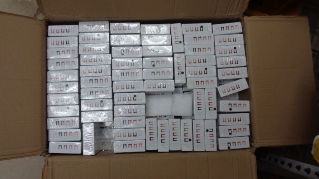  Ocupan 560 unidades de Apple AirPods falsos que llegaron a Puerto Rico 