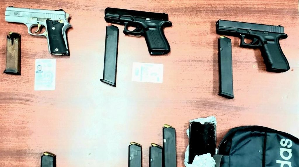  Drogas Aguadilla arresta 3 &ldquo;chamaquitos&rdquo; que estaban de &ldquo;cacer&iacute;a&rdquo; con armas de fuego y municiones 