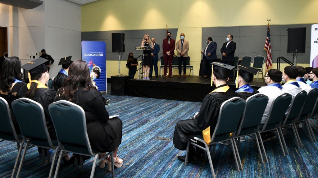  Grad&uacute;a Educaci&oacute;n de cuarto a&ntilde;o a una veintena de alumnos de Instituciones Juveniles 