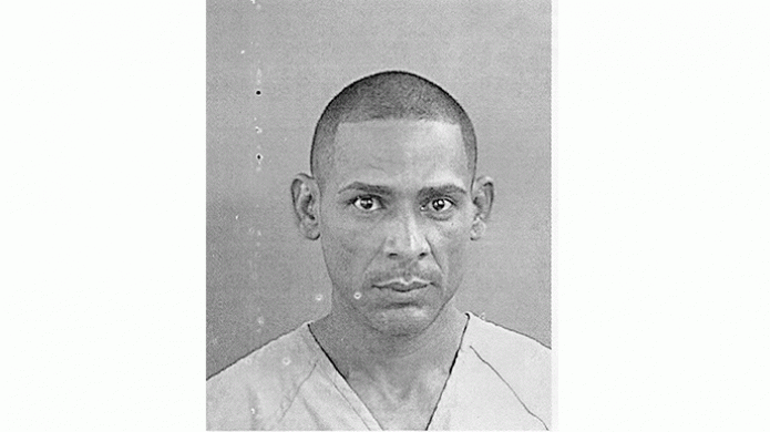 Cargos contra hombre que golpeo con los puÃ±os anciana de 87 aÃ±os para robarle 