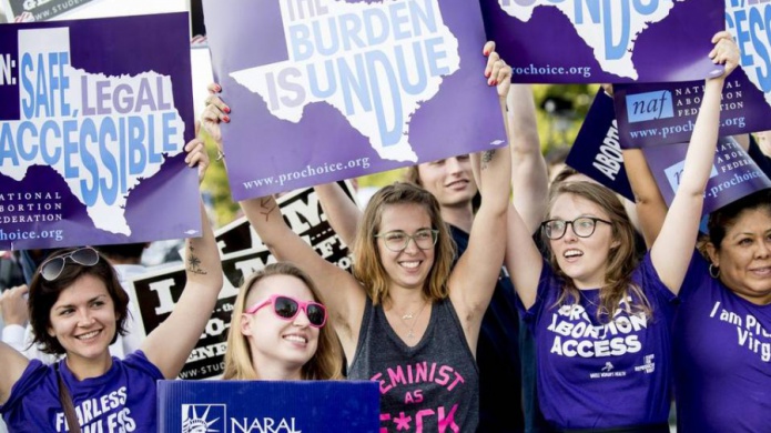 Supremo de EEUU falla contra Texas y refuerza el derecho de mujeres a abortar