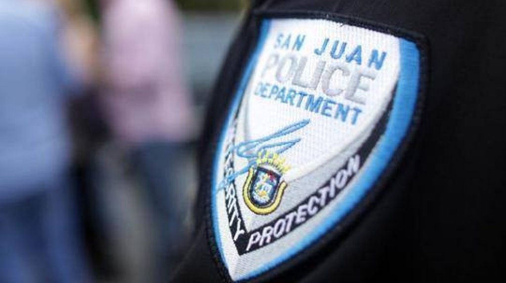  Municipales de San Juan arrestan a mujer tras agresi&oacute;n con tubo a hija y nieta 