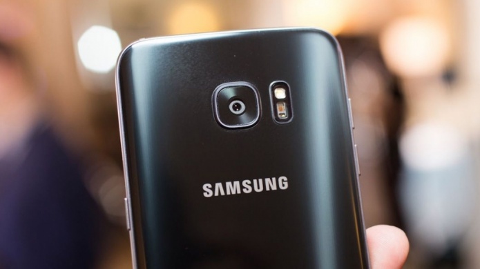 La cÃ¡mara frontal del Samsung Galaxy S8 llegarÃ­a cargada de novedades