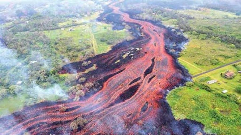  Lava del Kilauea llega al Pac&iacute;fico 