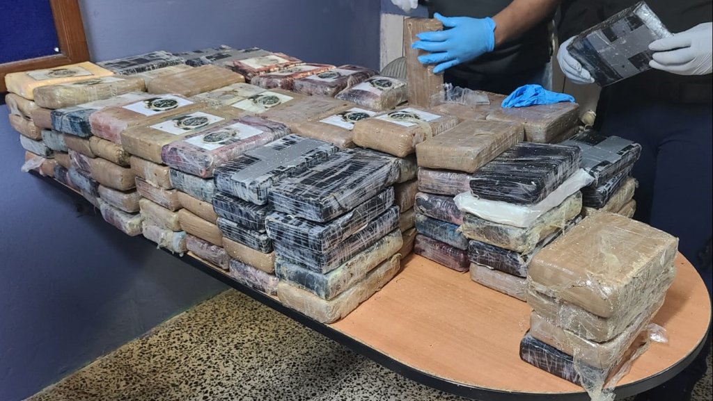  Video: Identifican a conductor arrestado con 140 Kilos de Coca&iacute;na durante intervenci&oacute;n vehicular en Luquillo 