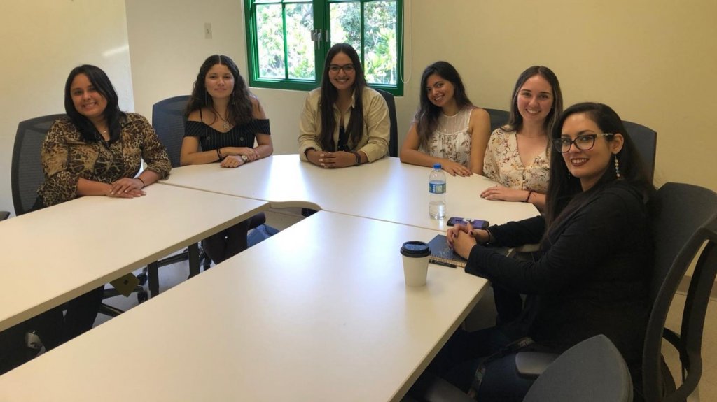  Desde el Recinto de Mayag&uuml;ez de la UPR la primera organizaci&oacute;n estudiantil para mujeres en la F&iacute;sica 