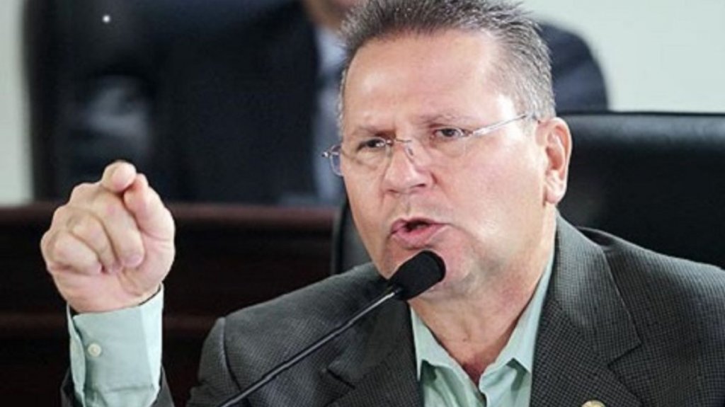  Representante Aponte Hern&aacute;ndez rechaza intento de revivir resoluci&oacute;n para crear barril de $50 millones 