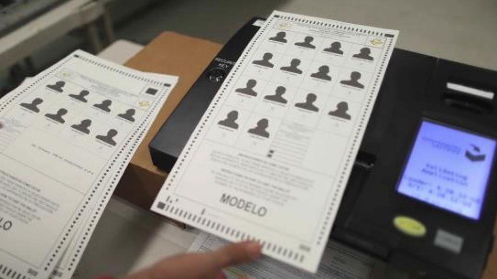  Aspirante al Senado solicita al Tribunal el uso de m&aacute;quinas electr&oacute;nicas en elecciones del domingo 