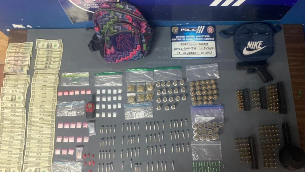  Dos arrestados por armas en residencial de Fajardo 