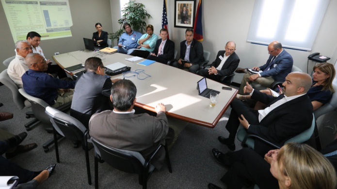 GOBIERNO PRESENTA A LIDERATO SINDICAL INFORMACIÃN SOBRE FINANZAS PÃBLICAS