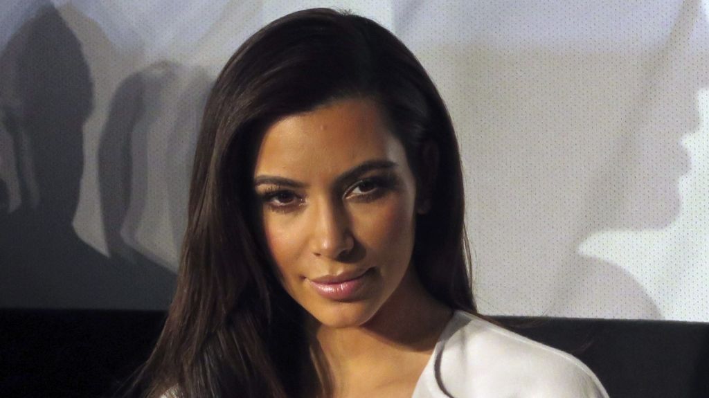  Trump recibe a Kim Kardashian en la Casa Blanca para hablar de c&aacute;rceles 